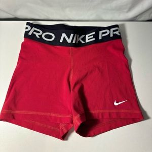Women’s Nike pros